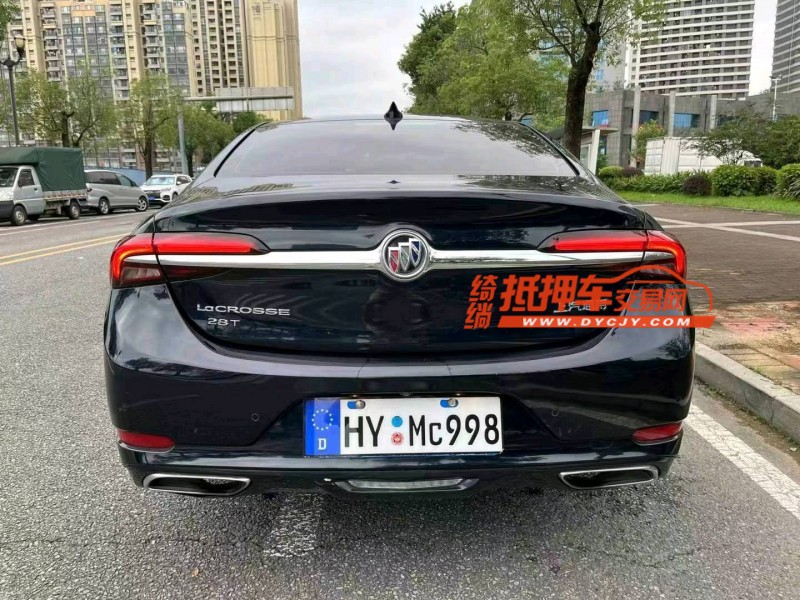 东莞20年别克君越8