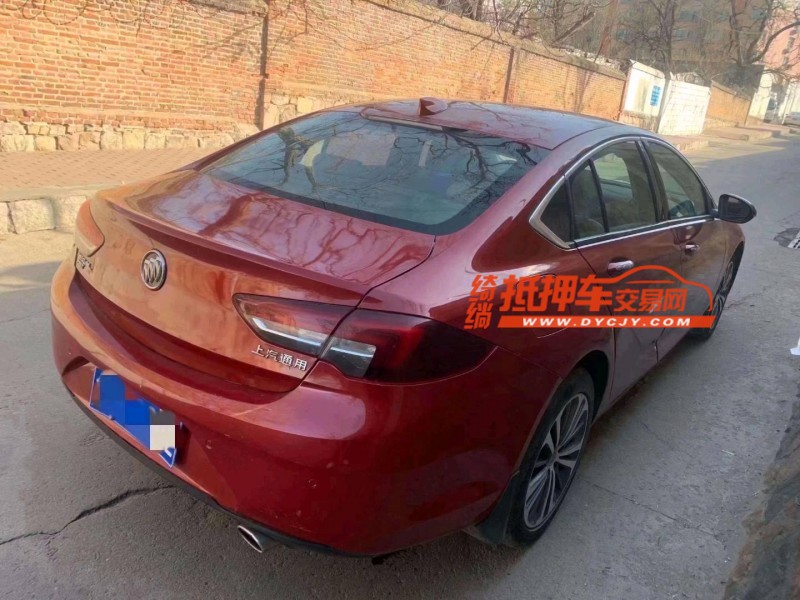 青岛18年别克君威9