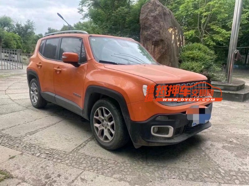 紹興17年Jeep自由俠2