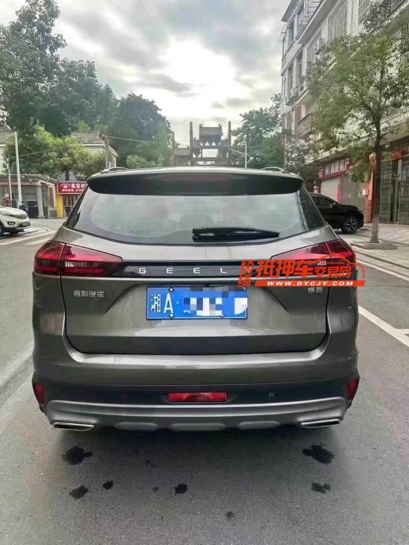 邵阳22年吉利博越3