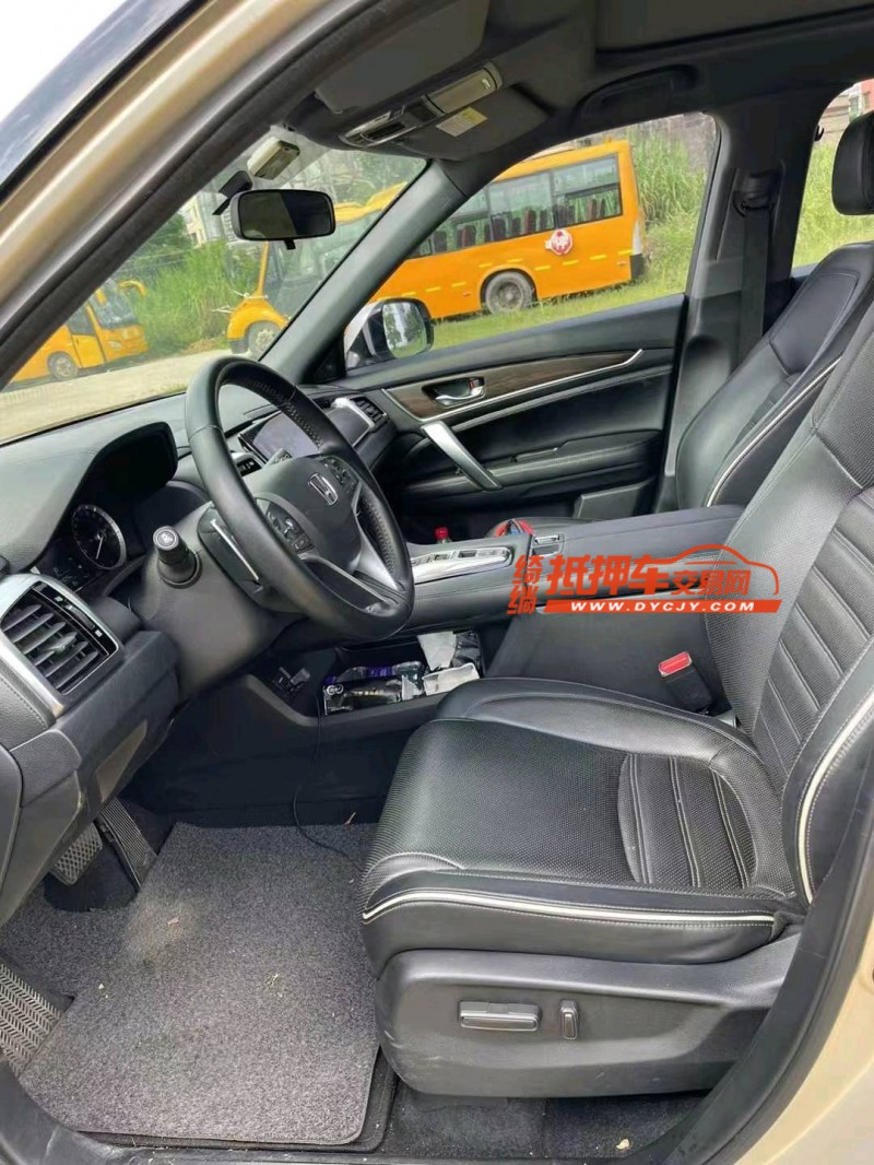 广州17年本田URV4