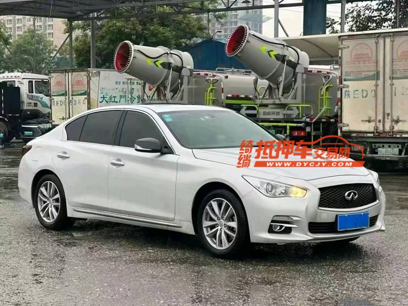 延安17年英菲尼迪Q50L8