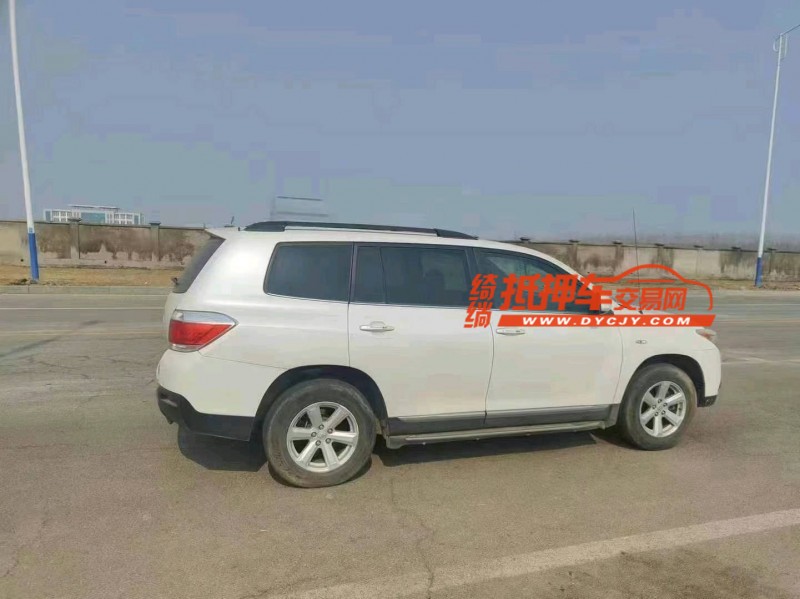 保定12年丰田汉兰达3