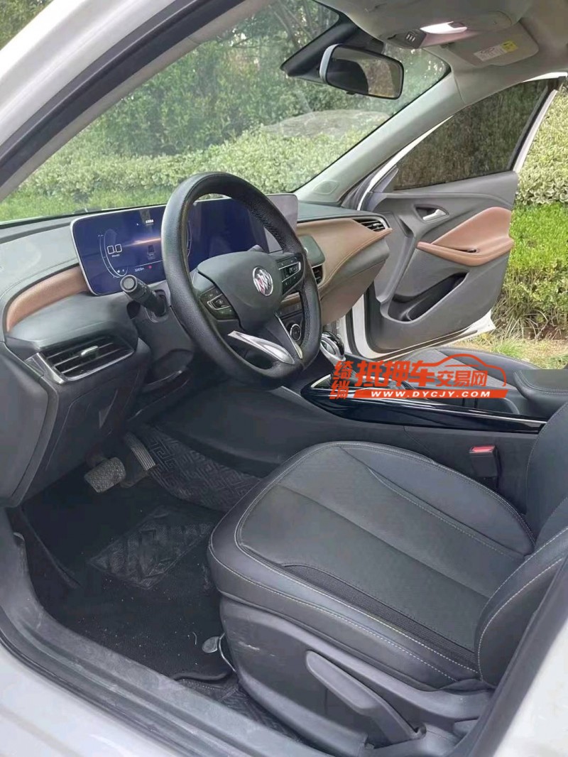 枣庄22年别克威朗4