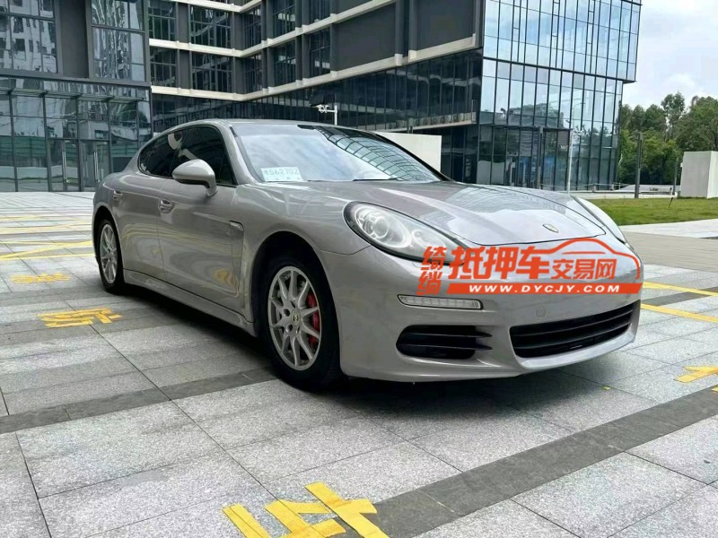 广州13年保时捷帕拉梅拉2