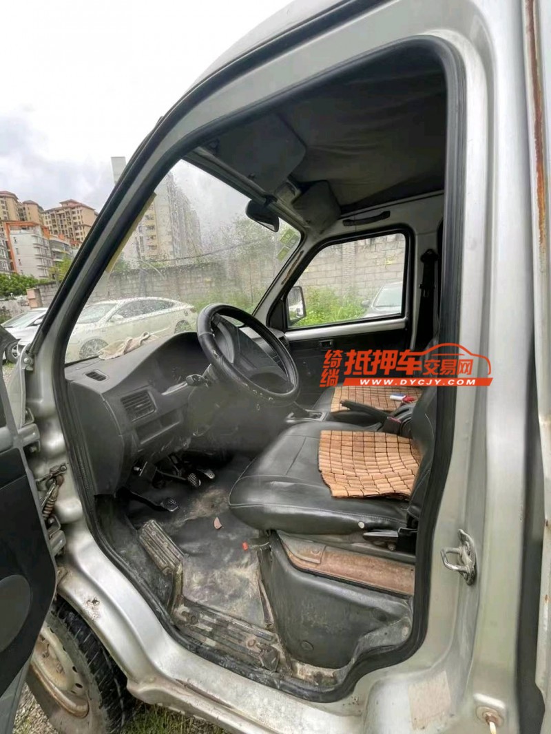 廣州13年五菱汽車榮光6
