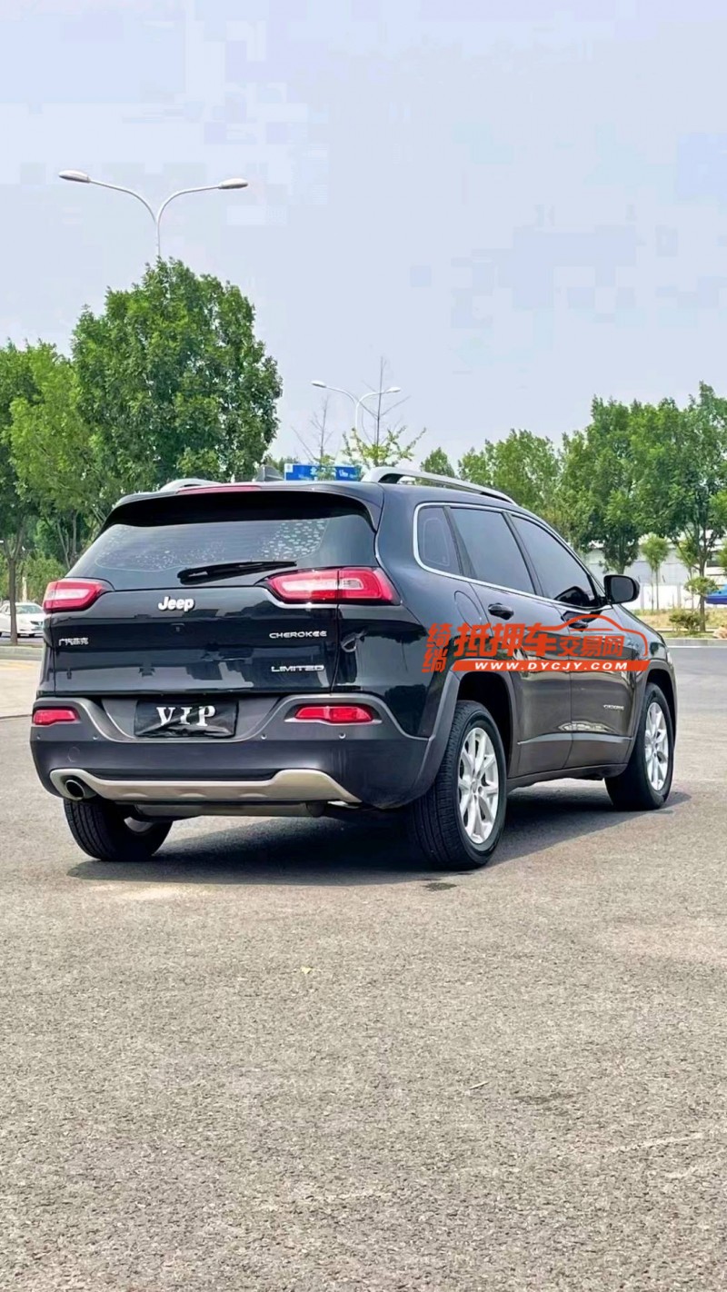 廊坊18年Jeep自由光4