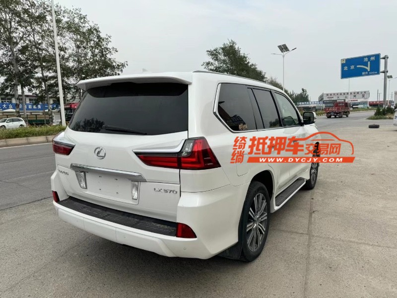 天津17年雷克薩斯LX2
