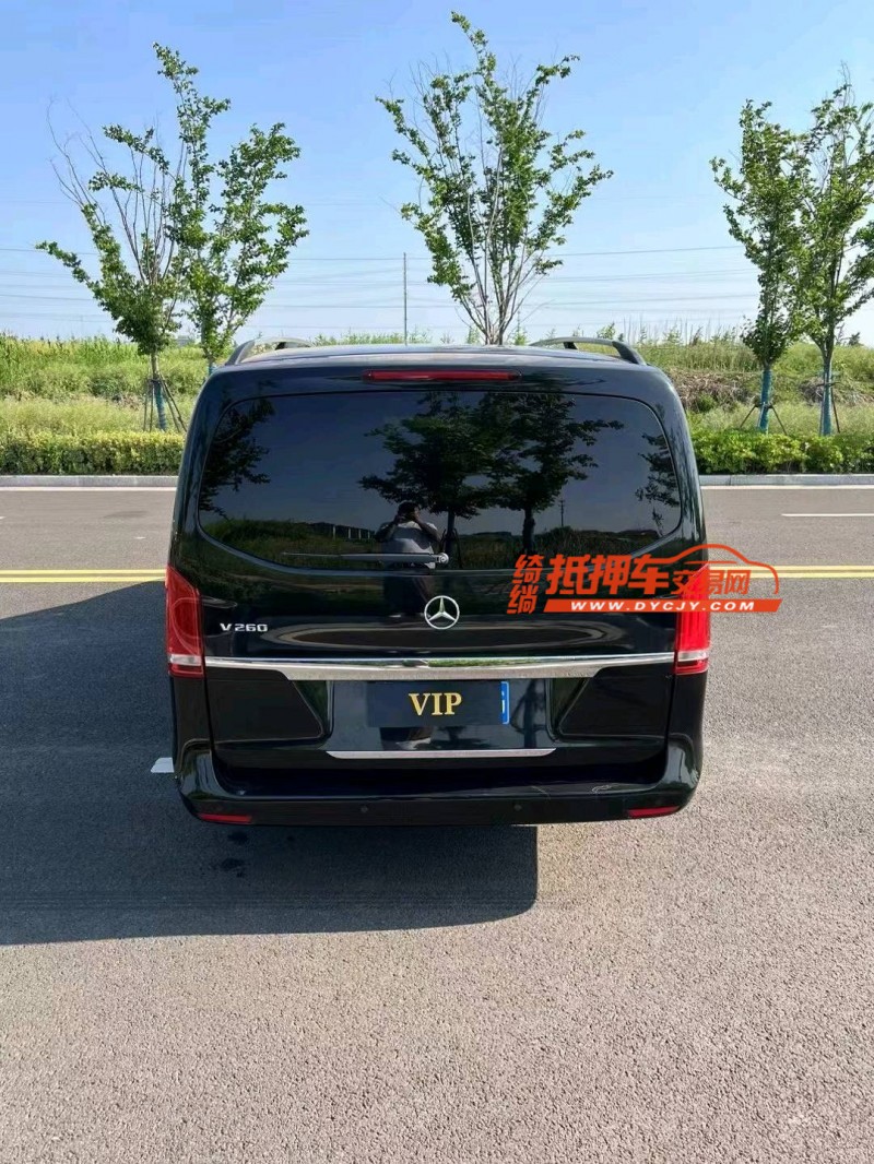 徐州16年奔驰V9