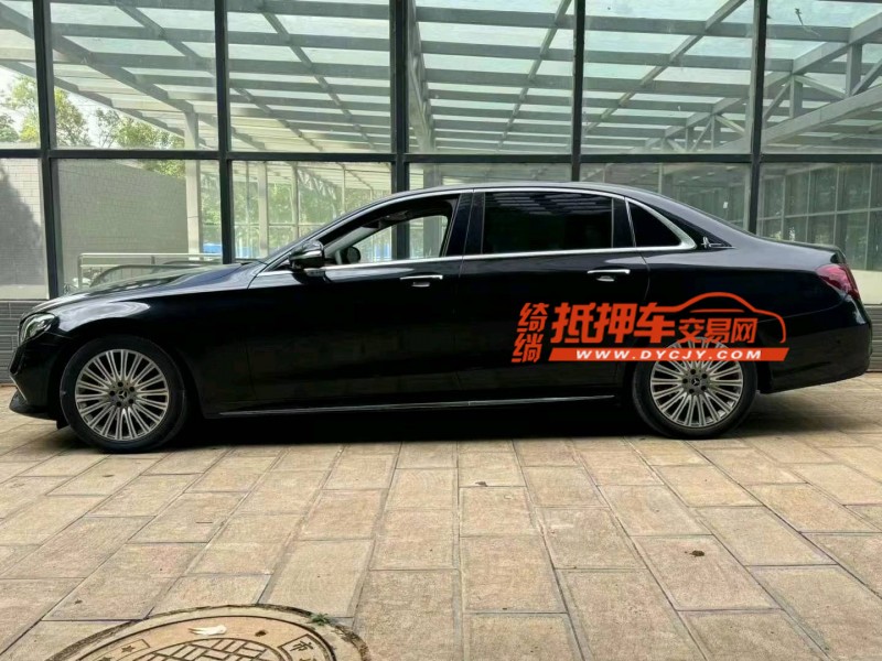 昆明17年奔馳E3