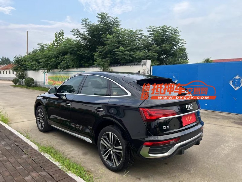 青岛21年奥迪Q55