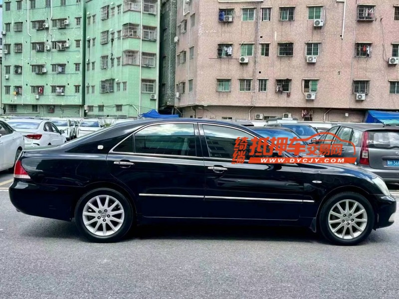 广州08年丰田皇冠5