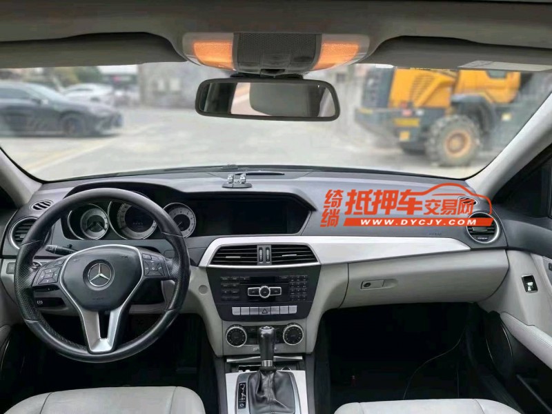 广州12年奔驰C6