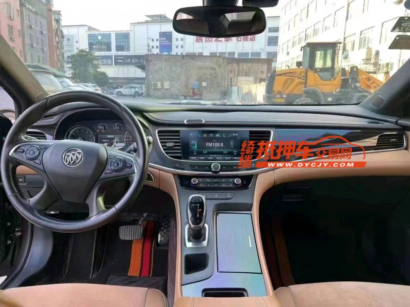 广州17年别克君越8