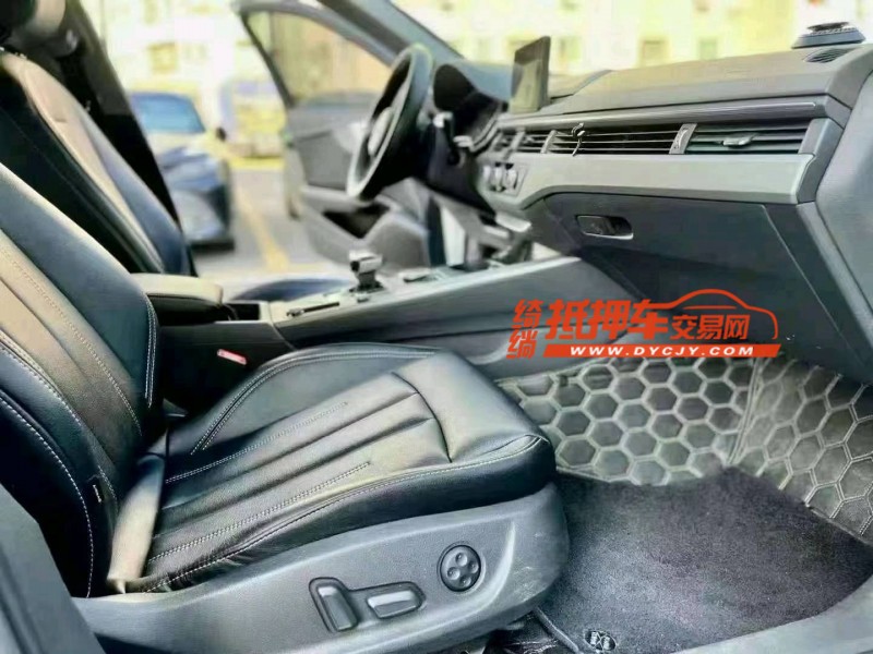 广州18年奥迪A4L9