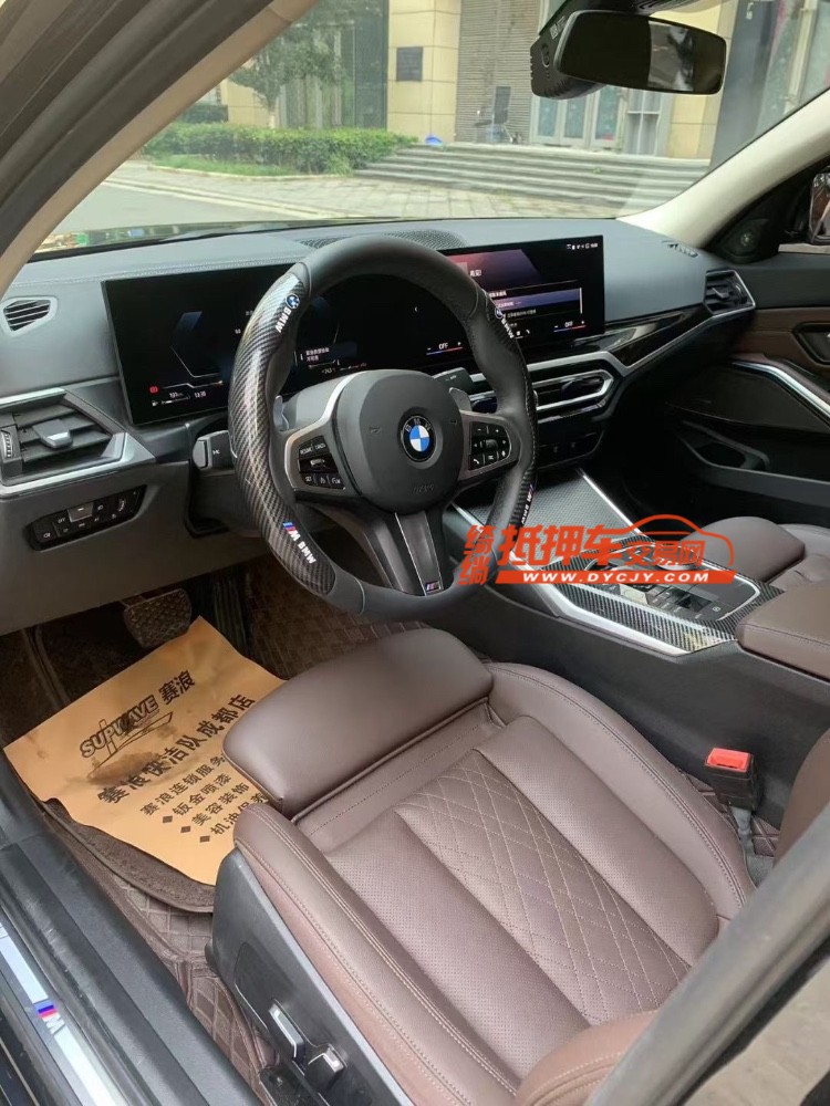 成都23年宝马3系6