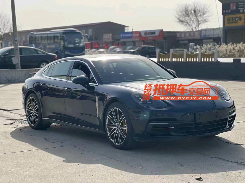 天津19年保時捷帕拉梅拉3