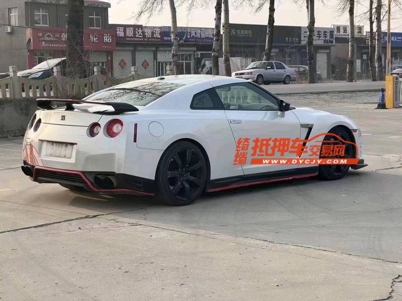 天津13年日產GT-R4