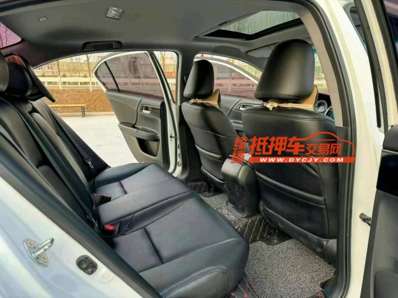 徐州17年本田雅阁5