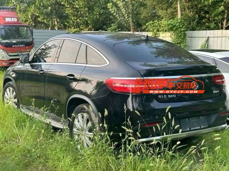 潍坊16年奔驰GLE8