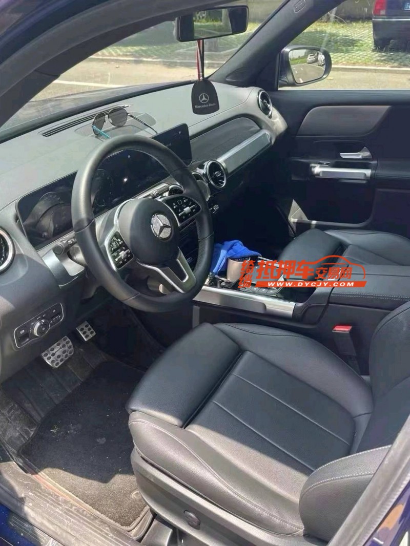潍坊21年奔驰GLB8