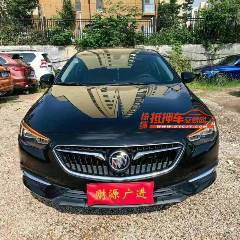 潍坊18年别克君威1