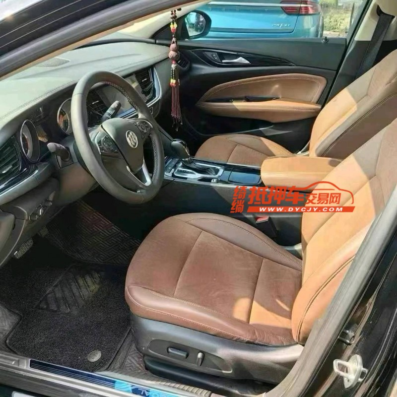 潍坊18年别克君威6