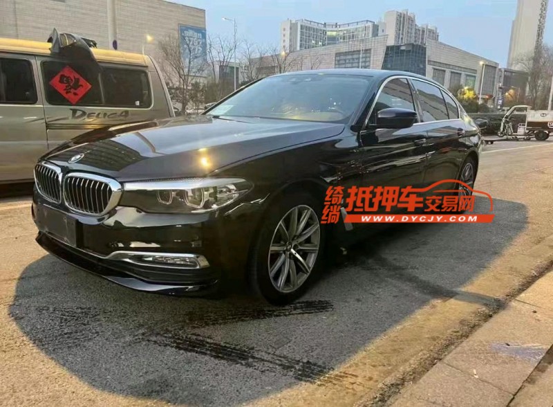 邢台18年宝马5系3