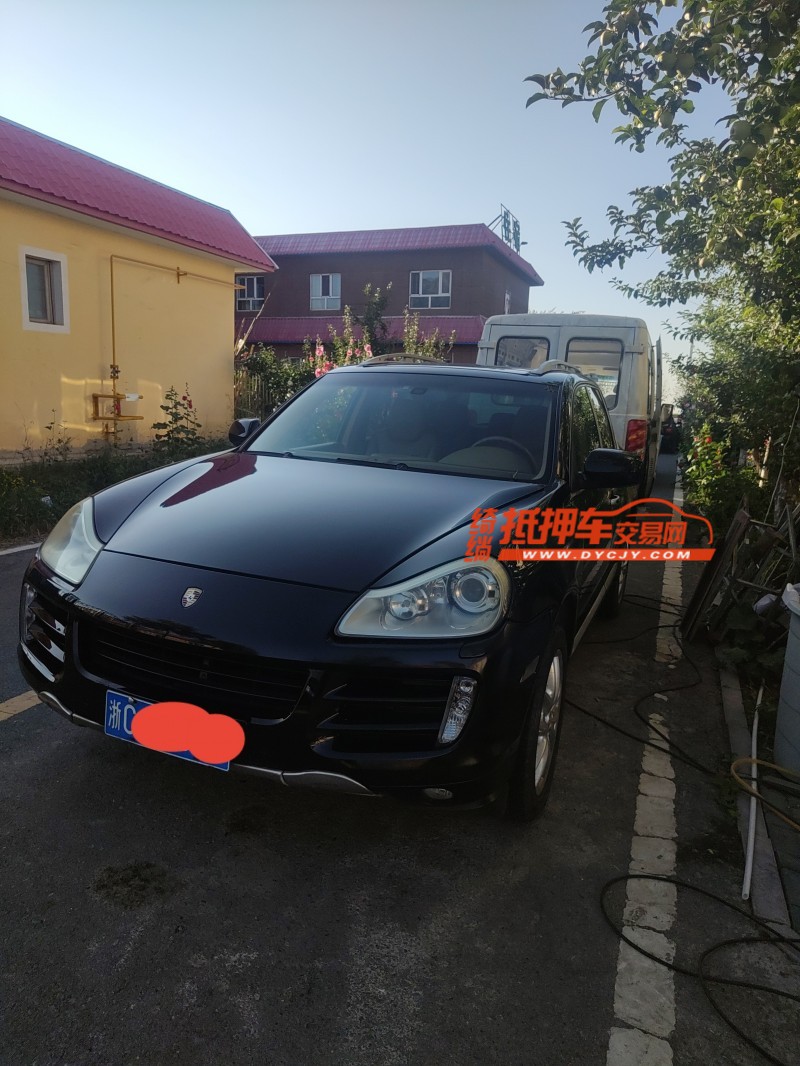 烏魯木齊09年保時捷卡宴1
