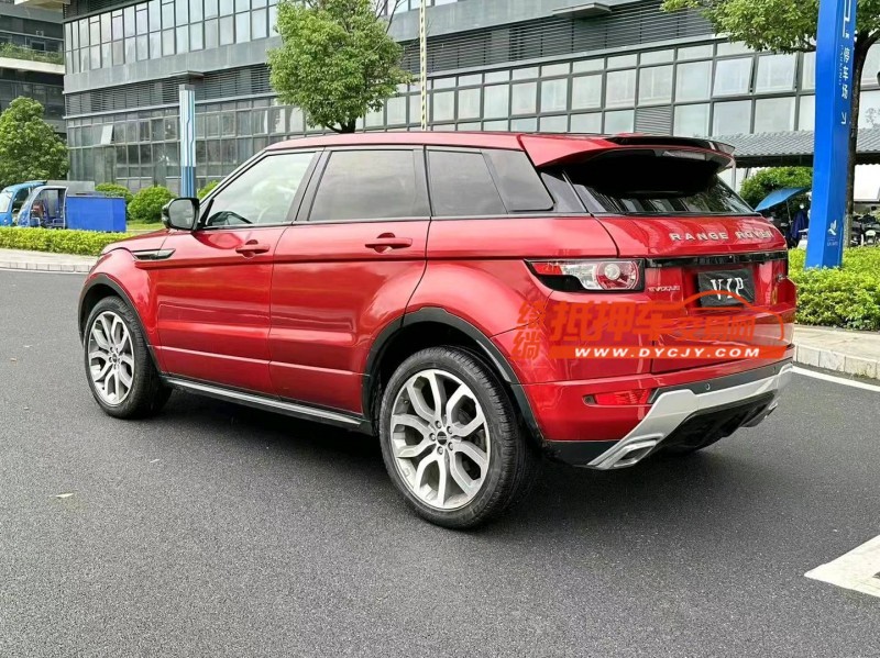 东莞12年路虎极光8