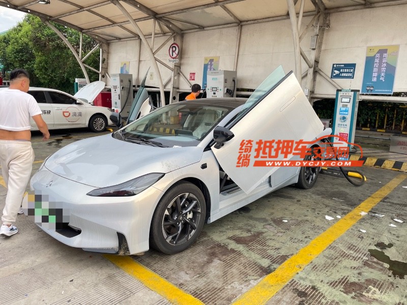 济宁23年传祺昊铂GT2