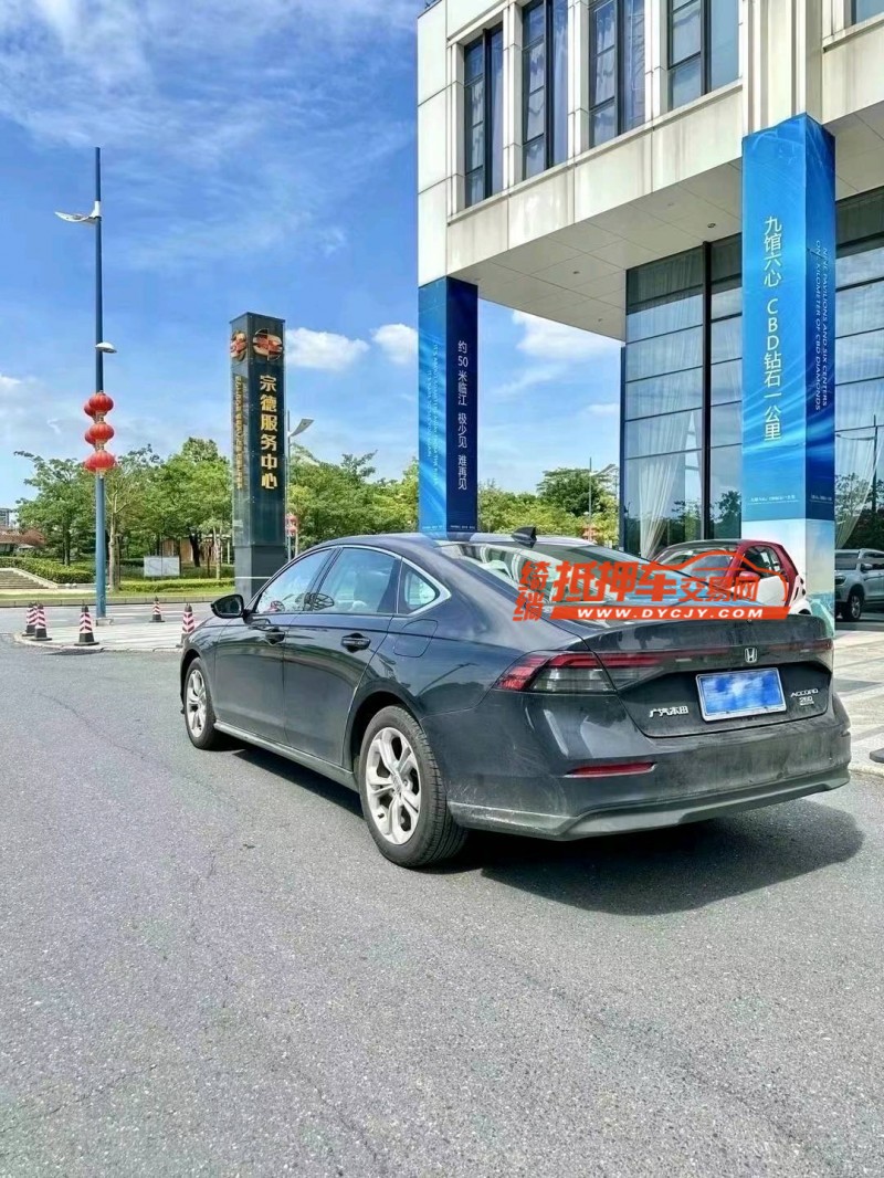 汕头24年本田雅阁6