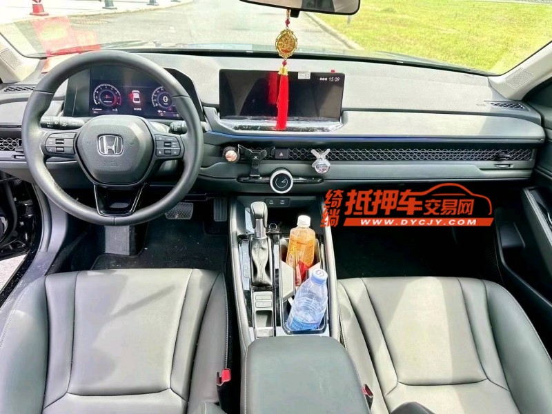 汕头24年本田雅阁9