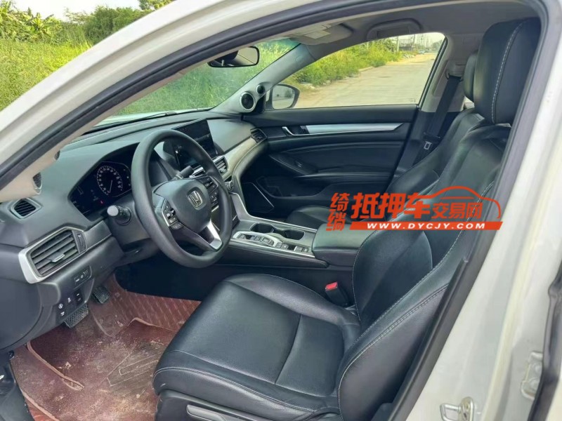 汕头18年本田雅阁4