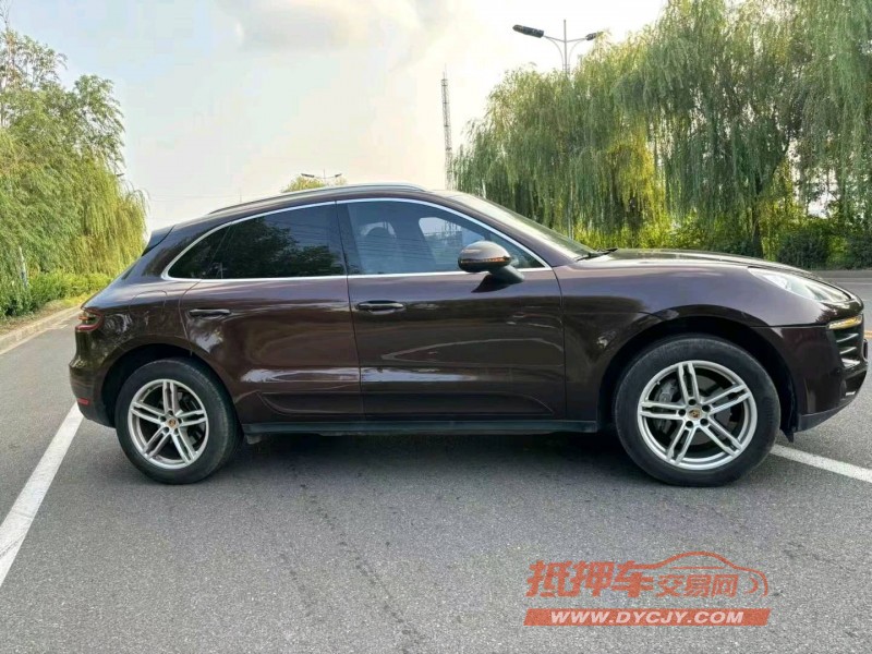佛山15年保时捷Macan2