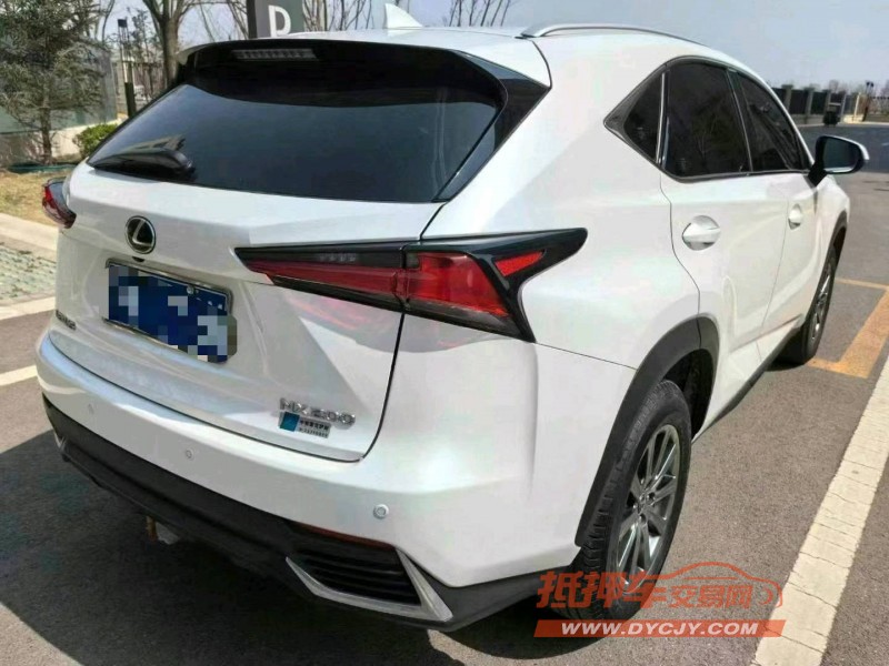 廊坊20年雷克萨斯NX8