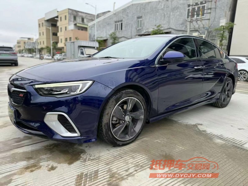 汕头19年别克君威3