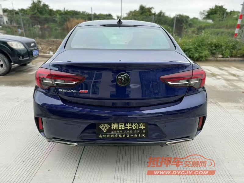 汕头19年别克君威9