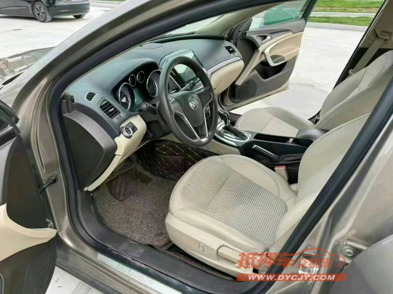 徐州17年别克君威3