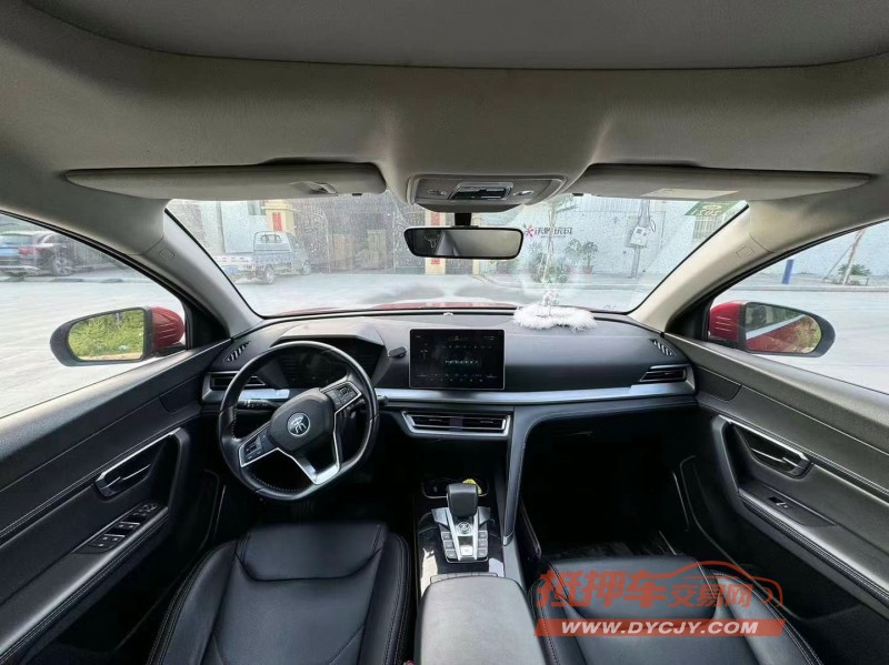 汕头19年比亚迪宋5