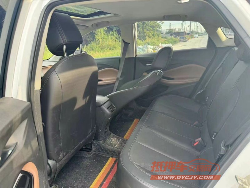 汕头22年别克威朗4