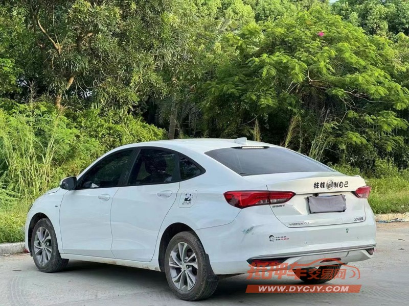 汕头22年别克威朗6