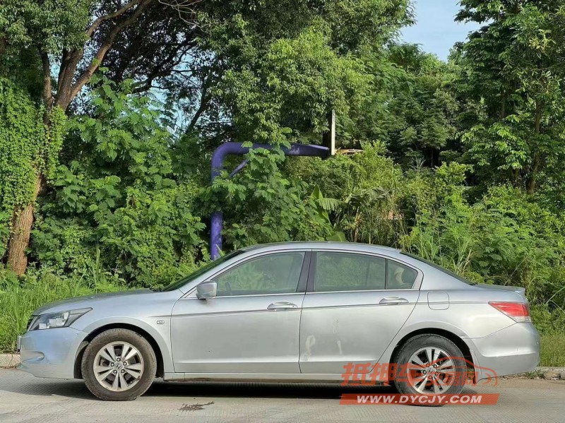 汕头10年本田雅阁2