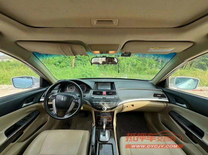 汕头10年本田雅阁6