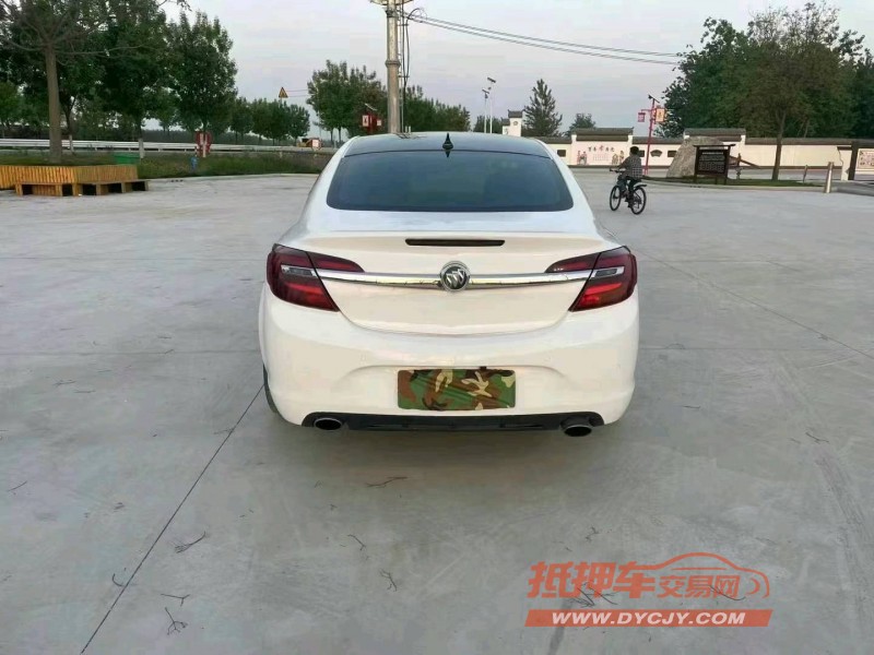 徐州16年别克君威9