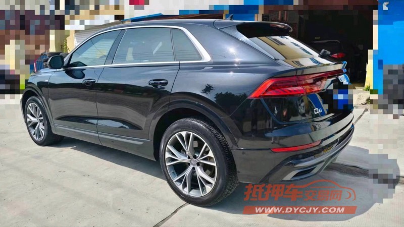 北京20年奥迪Q82
