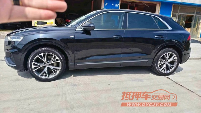 北京20年奥迪Q88