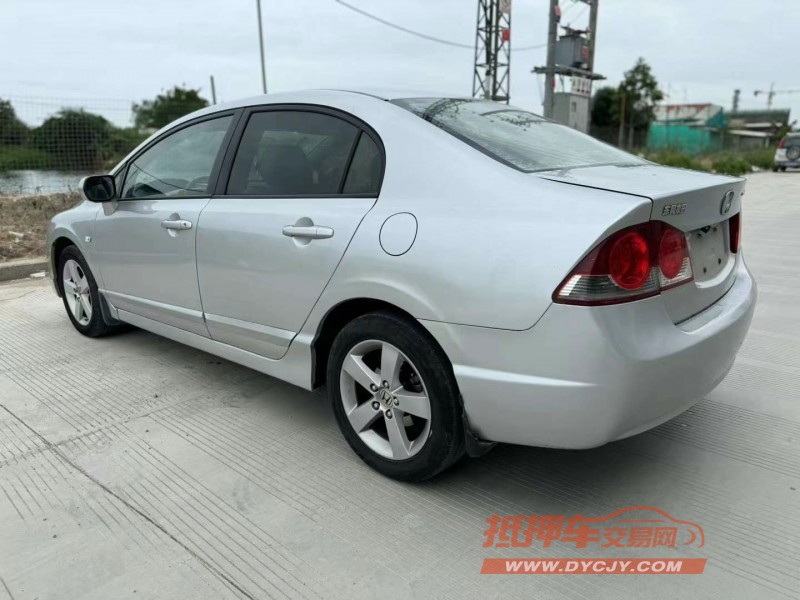 汕头13年本田思铭8