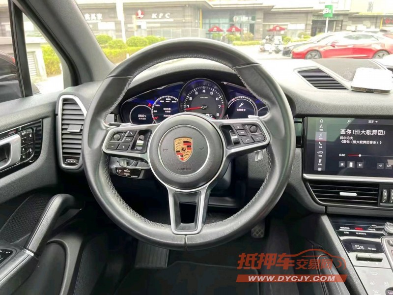 广州18年保时捷卡宴8