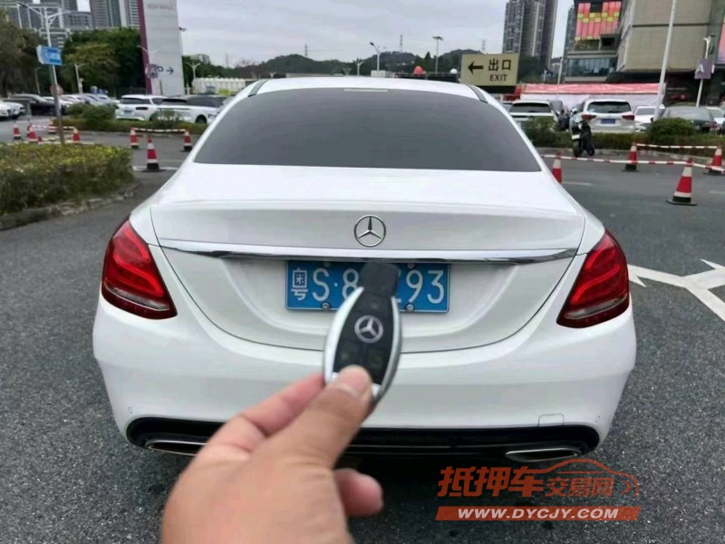 广州17年奔驰C3